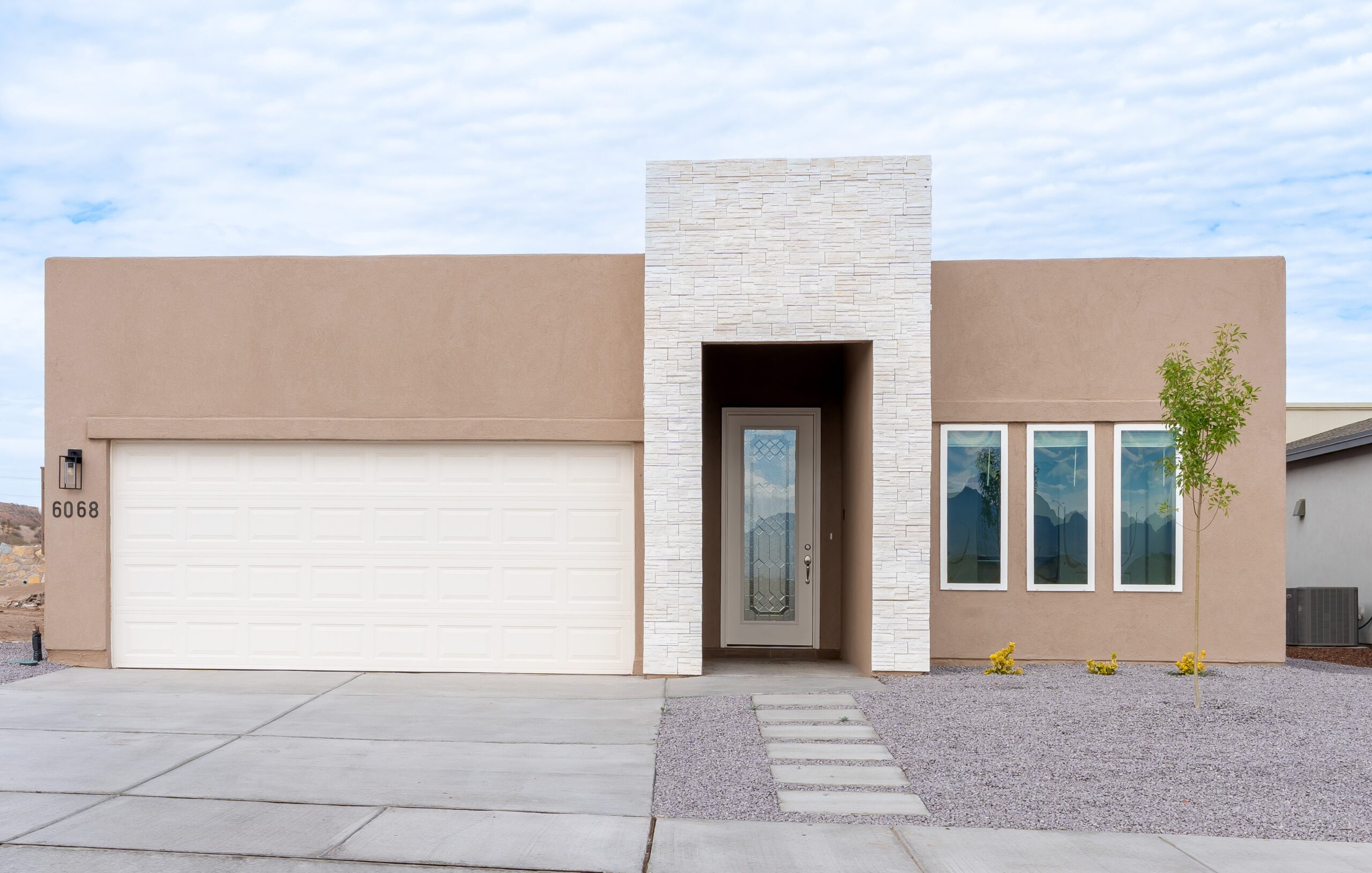 M. 6068 Zinc Hill (1)-min